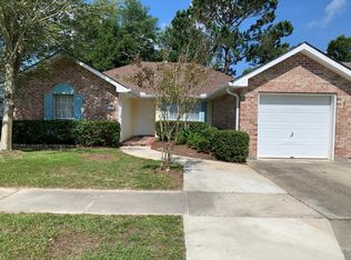 369 E Suncrest Loop, Slidell, LA 70458