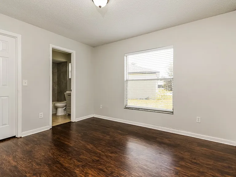 115 Pine Top Ln — Photo 14