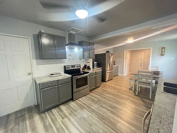 5th image of 322 Beverly Dr