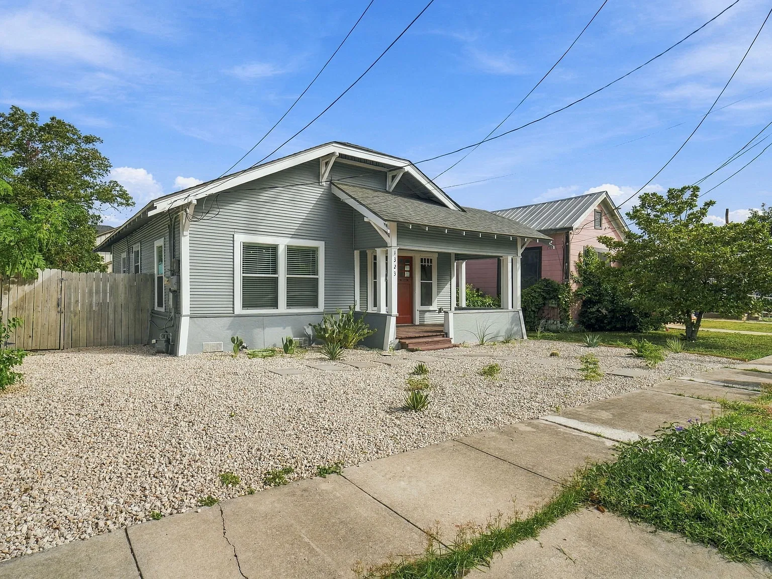 1323 Burnet Street - 1 — Photo 2