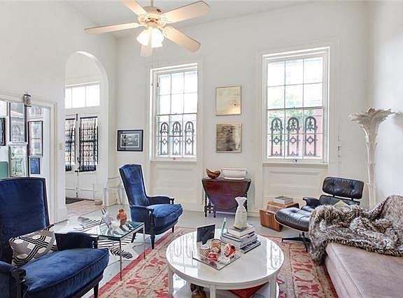 2nd image of 901 Governor Nicholls St