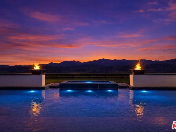 12509 N Saddle Ct, Northridge, CA 91326