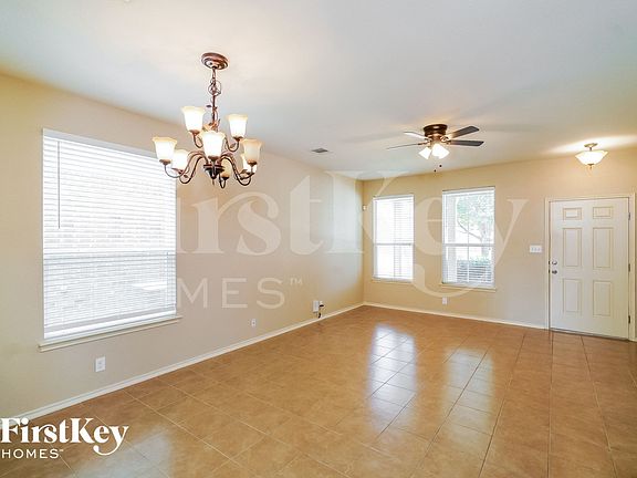 4th image of 6814 Shamrock Way