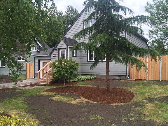 2nd image of 1808 E Wright Ave