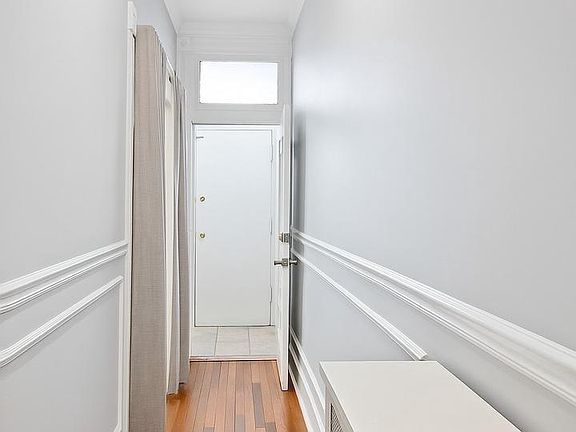 3rd image of 2425 W North Ave
