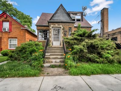 8645 S Bennett Ave, Chicago, IL, 60617