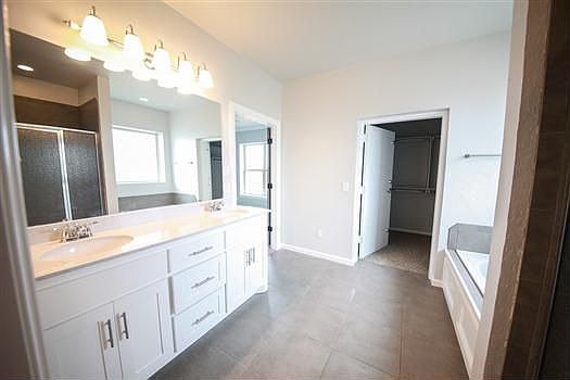 5th image of 14517 Brent Dr