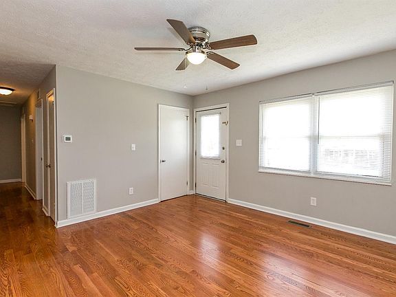 3rd image of 1458 Stephen Foster Dr
