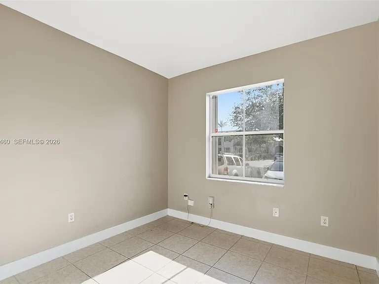2247 NE 42nd Ave — Photo 13