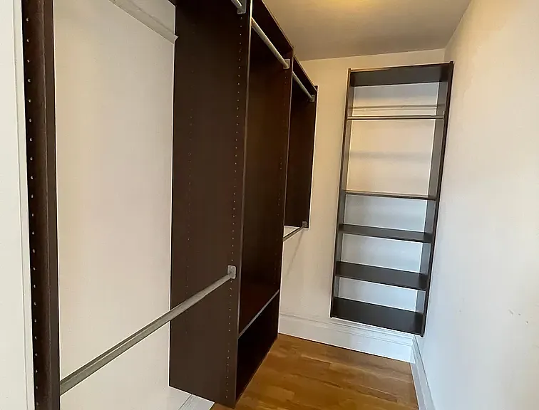 MASTER BEDROOM CLOSET