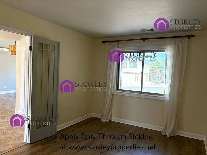 414 Verbena Ct — Photo 7