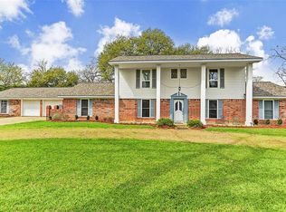 1927 Shadow Ln, Richmond, TX 77406