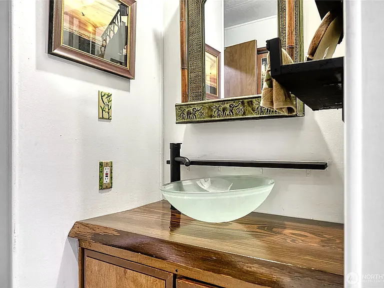 1555 Panorama Dr — Photo 13