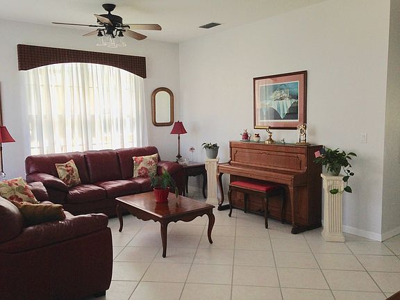 4th image of 7690 Cameron Cir