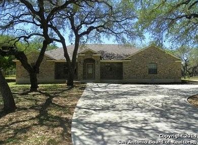 1st image of 111 Live Oak Dr