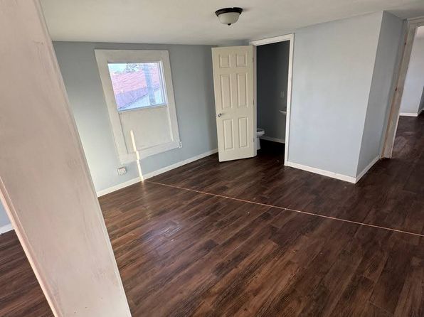 403 E 3rd St APT 108