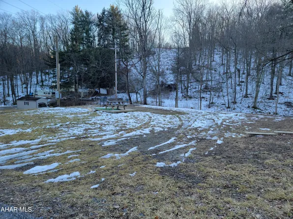 707 Oak St, Tyrone, PA 16686