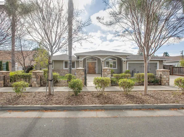 1358 Pine Ave, San Jose, CA 95125