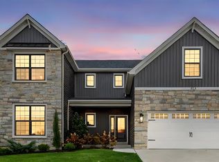 512 Copper Stone Dr, Wentzville, MO 63385