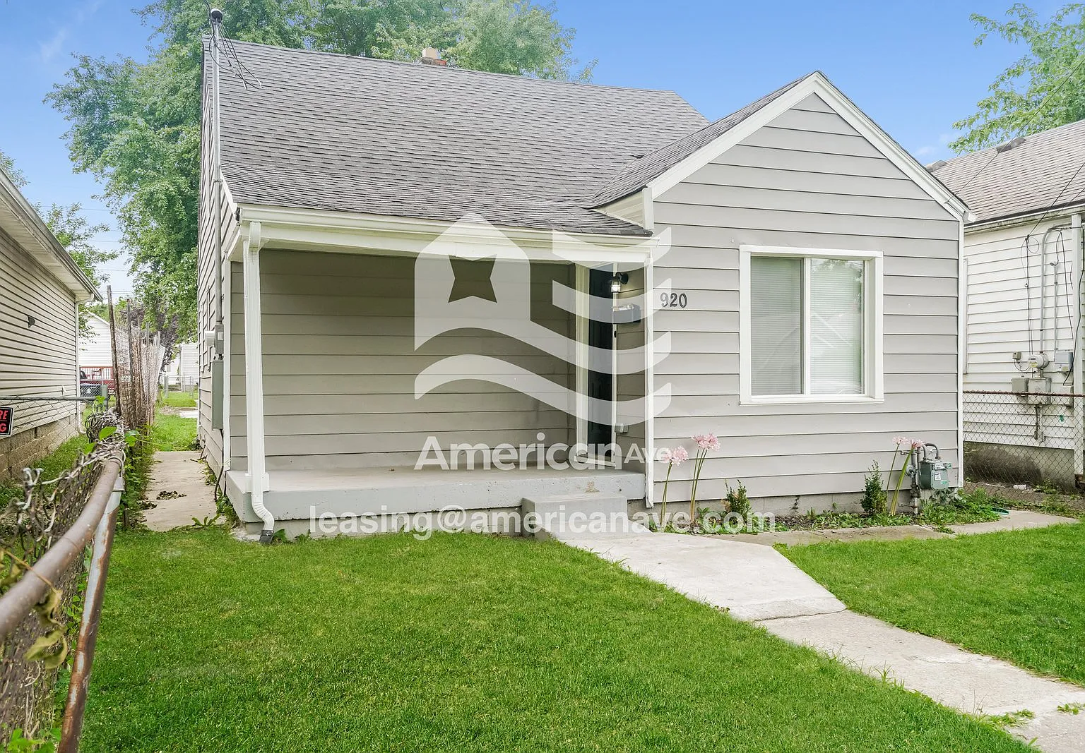3 bed, 1.0 bath, 1270 sqft, $1,450 — Photo 2