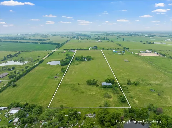 1735 S Hanath Kuehl Rd, Riesel, TX 76682