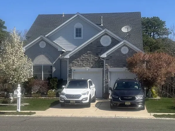 48 Spring Lake Blvd, Waretown, NJ 08758