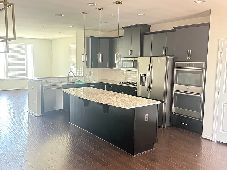 14401 Sandy Ridge Ln #14401 — Photo 11