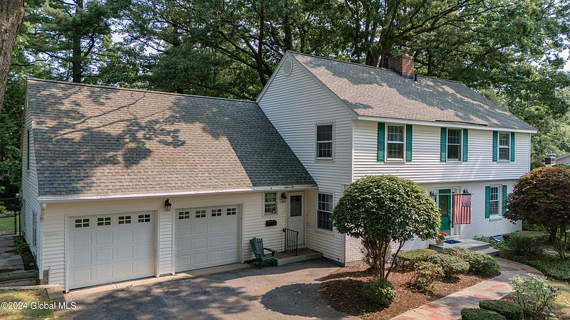2nd image of 2521 McGovern Drive
