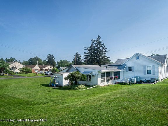 2nd image of 101 Hinsdale Street