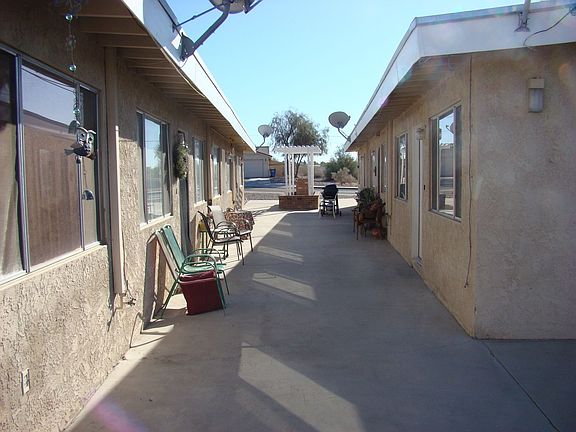 3rd image of 3419 Oro Grande Blvd #7