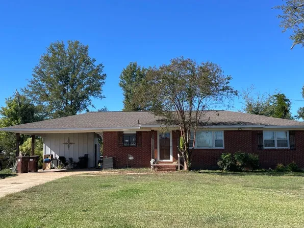 1217 Brown St, Amory, MS 38821