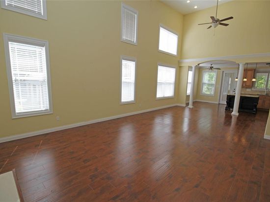 11804 Lillian Ave, Saint Louis, MO 63131 | MLS #21030526 | Zillow