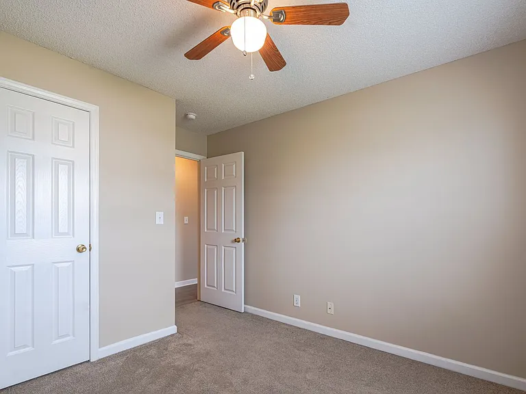 511 Potomac Dr — Photo 18