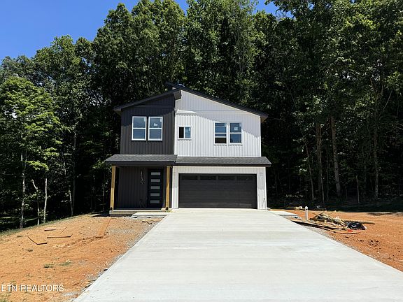 2nd image of 7200 Jana Chris Ln