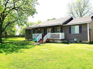 302 SW 14th Ave, Mineral Wells, TX 76067
