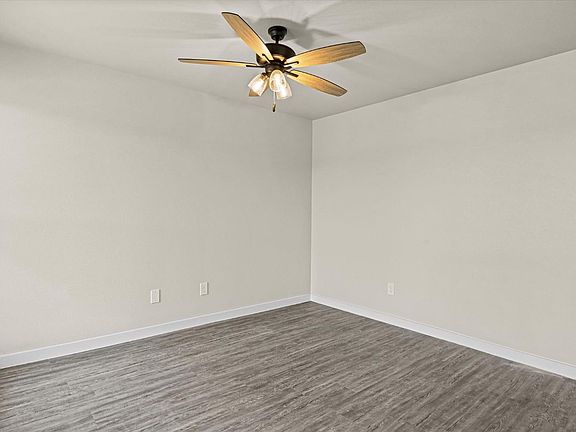 3rd image of 3703 Venita Ave