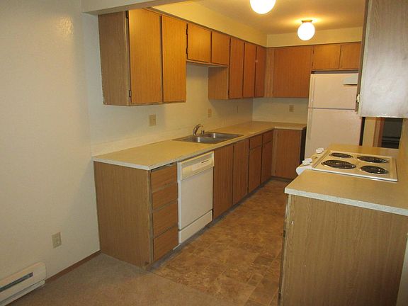 5th image of 4410 NW Wedgewood Ln APT 5