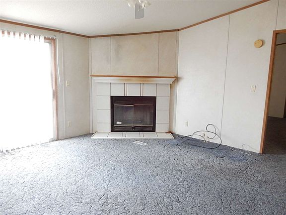 2nd image of 1400 67th St