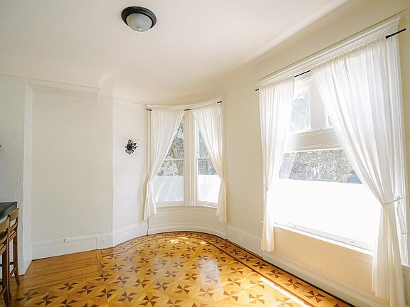 3rd image of 1458 Page St APT 1
