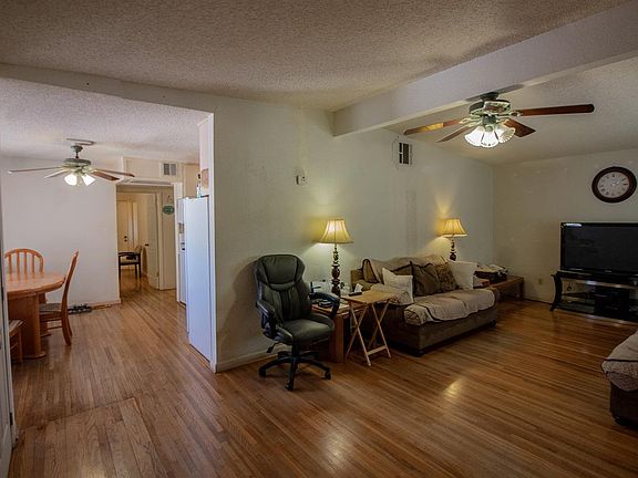 4th image of 916 Juniper Dr