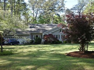 3379 Lynnwood Dr, Virginia Beach, VA 23452