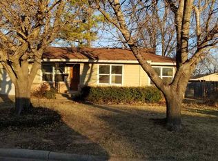 203 Mimosa St, Burkburnett, TX 76354