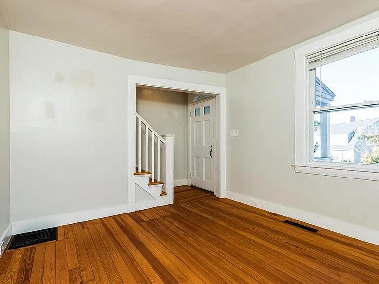23 Concord Way — Photo 15