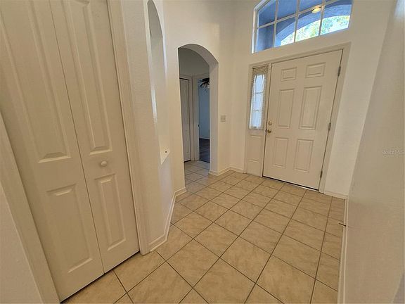 3rd image of 6833 RUNNER OAK DRIVE