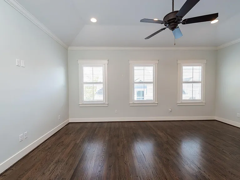 734B Allston St — Photo 13