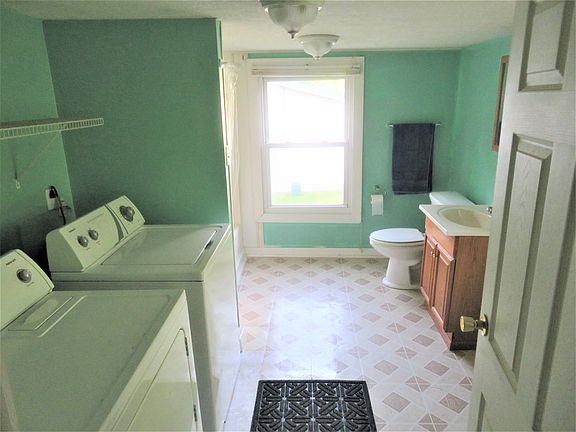 Washer and Dryer stay.