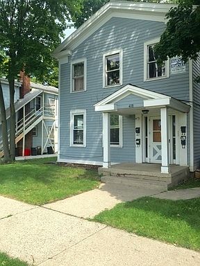 1st image of 418 N River St APT 4