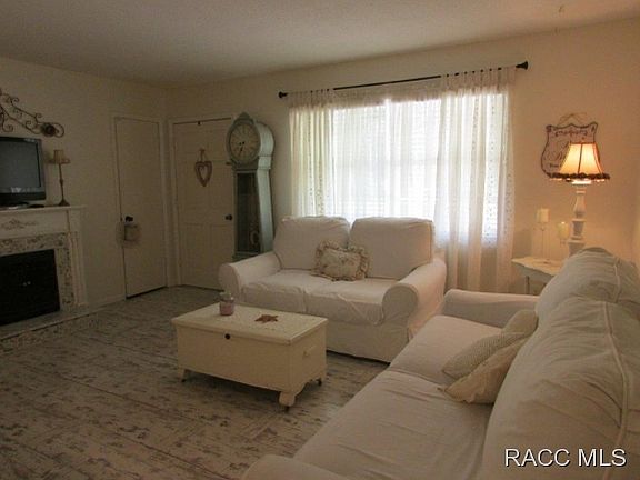 3rd image of 8801 E Ogden Ln