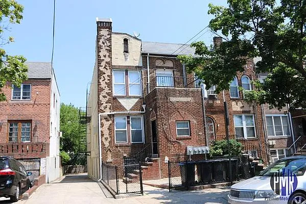 Rented by Premier Metro Realty Corp | media 6