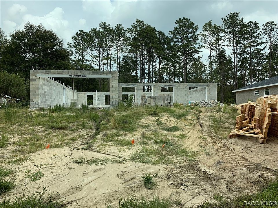 1st image of 7575 N Primrose Dr